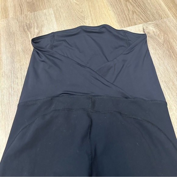 Isabel Maternity by Ingrid & Isabel Black Cropped Leggings size L - Picture 5 of 6